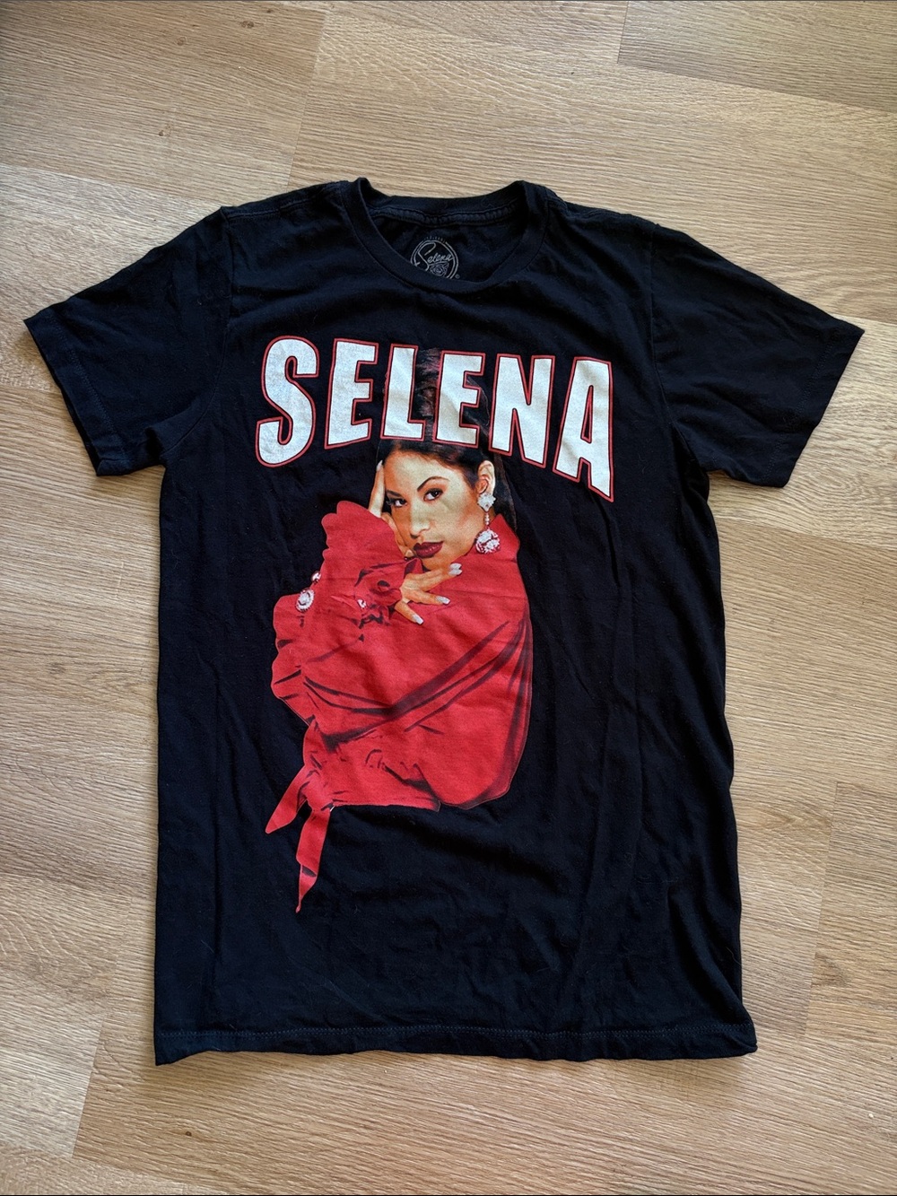 Selena Graphic Tee in Black and Red - Picture 1 of 1
